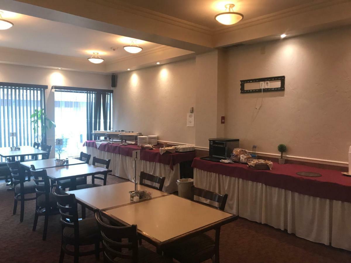 Auberge Royal Versailles Montreal Ngoại thất bức ảnh